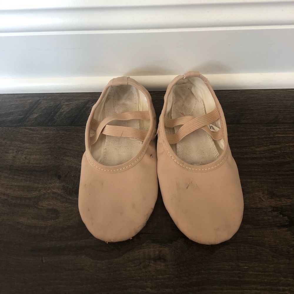 Girls ballet shoes- size 13M